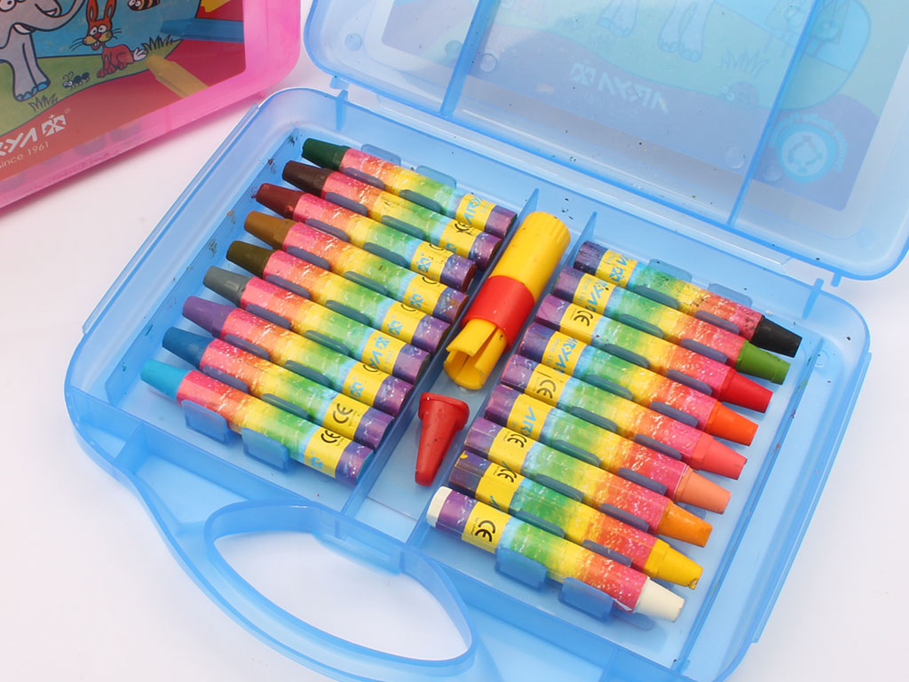 پاستل روغنی ۱۸ رنگ طلقی آریا Arya Oil Pastel 18 Colors Transparent Box