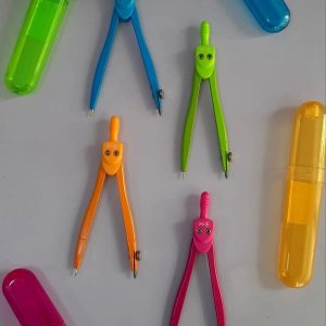 پرگار کپسولی اسکول مکس برای ترسیم دقیق اشکال هندسی