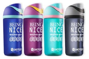 تصویر قمقمه شوتای مدل مات کد 6599 با ظرفیت 750 میلی‌لیتر، نی‌دار و درب قفل‌دار مناسب ورزش و مدرسه