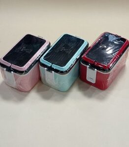 ظرف غذا کارا مستطیل دو طبقه رنگی با درب قفل‌دار و بدنه پلاستیکی مقاوم