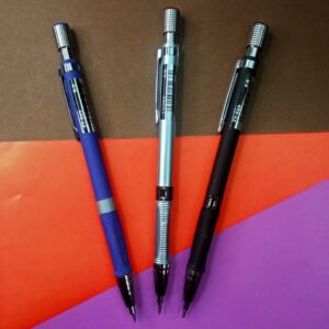 تصویر اتود کمیر مدل 520 با نوک 2 میلی‌متری مناسب طراحی و نقشه‌کشی