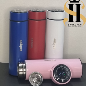 تراول ماگ نمایشگر دار یونیک ۵۰۰ میل با بدنه رنگی و نمایشگر دمای هوشمند