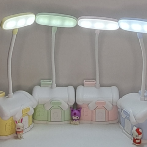 چراغ مطالعه طرح کلبه روستایی با لامپ ادیسونی و نور ملایم